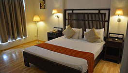 Hotel Natraj - Club-Room-King-Bed-2
